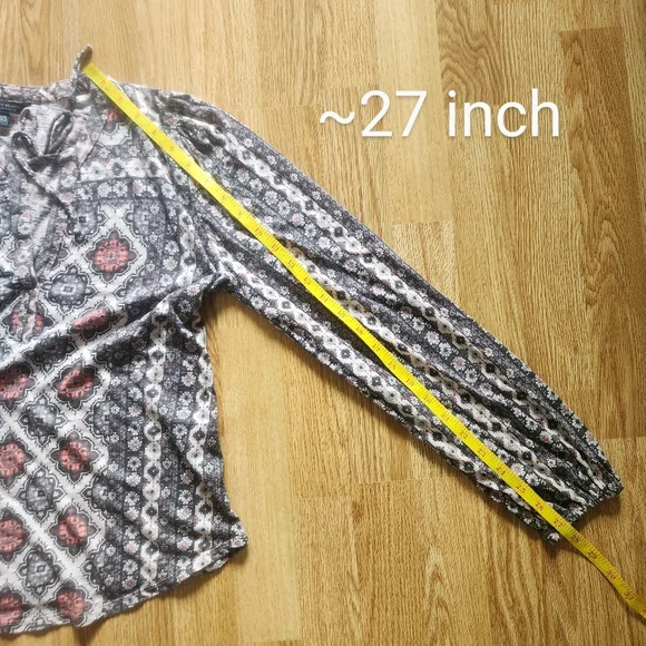 Lucky Brand Long Sleeve Top - Picture 10 of 10